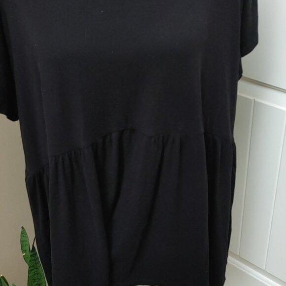 In every story by Penningtons black peasant baby doll top 1X - Picture 4 of 10